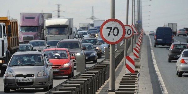 За и против: почему нештрафуемый порог +20 км/ч нужно отменять За и против: почему нештрафуемый порог +20 км/ч нужно отменять