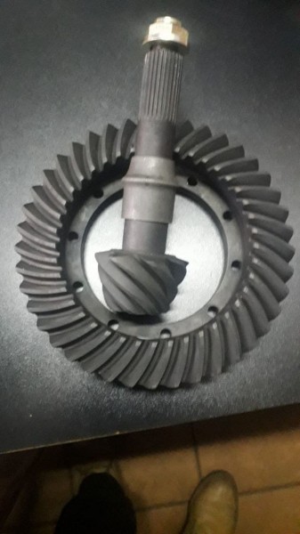 Из того, что было: кто делает редукторы, которые гудят и разваливаются