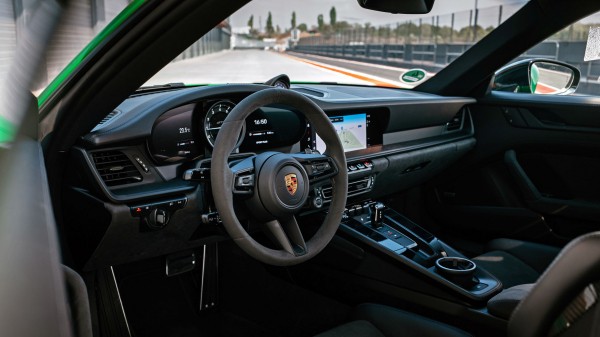 Получаем Porsche 992 c &laquo;механикой&raquo; в виде 911-го GTS