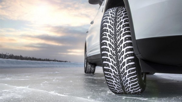 Нужно ли менять покрышки местами при сезонной смене колес