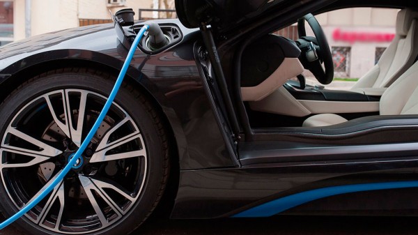 Российское правительство включило электрокары в программы льготного лизинга и автокредитования