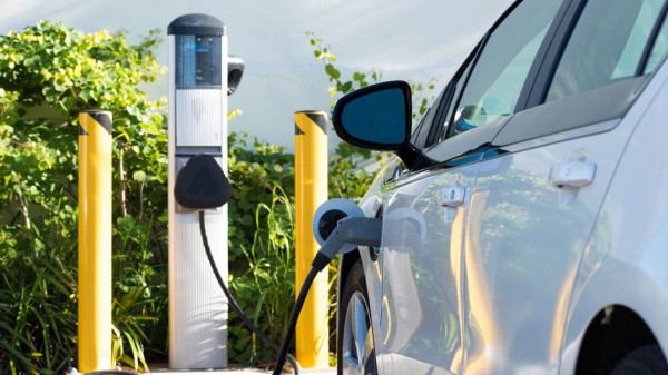 Российское правительство включило электрокары в программы льготного лизинга и автокредитования