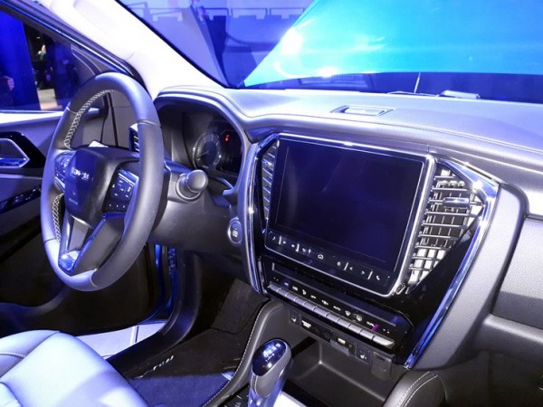 Большой MU-X: первый обзор нового рамного внедорожника Isuzu для России