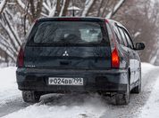 Быстро, шумно, накладно: тест-драйв 20-летнего Mitsubishi Lancer