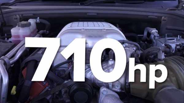 Кроссоверы Audi RS Q8 и Jeep Grand Cherokee Trackhawk сразились на прямой