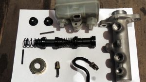 Главный цилиндр тормозной: диагностика и ремонт