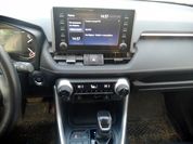 Гребет, как проклятый: зимний тест-драйв Toyota RAV4 пятого поколения