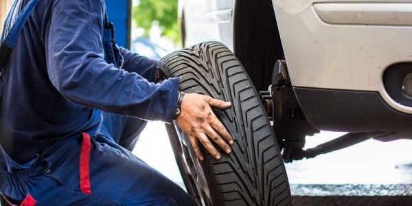 Как правильно снимать колесо с машины