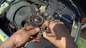 Лада Калина: натяжитель ремня генератора, проверка и замена