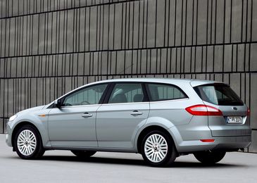 Премиум по-крестьянски: почему Mercedes-Benz неожиданно избавляется от универсалов