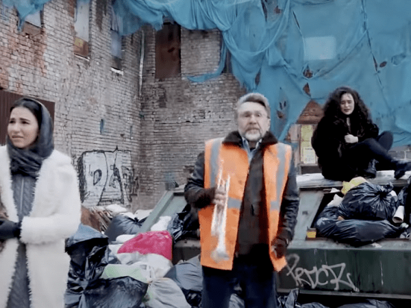 Шнуром по репутации: как эффективно наказать чиновника за нечищенные дороги