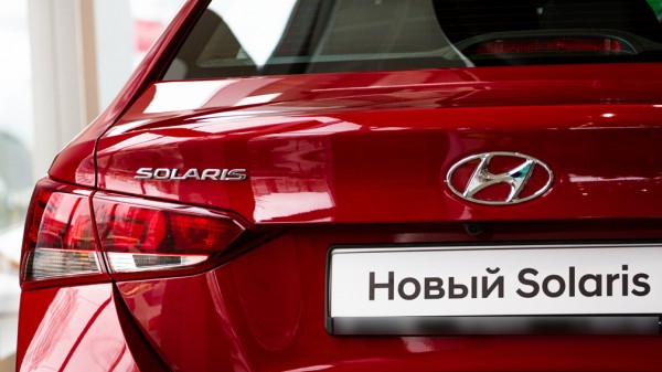 В Сети показали первые изображения седана Hyundai Solaris нового поколения