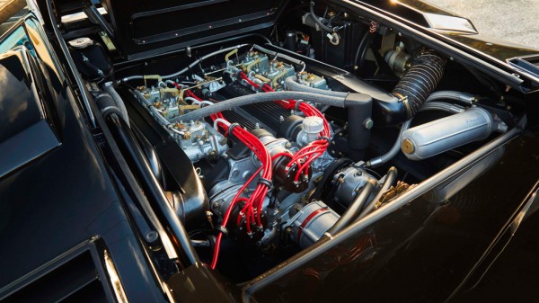 С молотка пустят спорткар Lamborghini Countach, на реставрацию которого потратили 31 млн рублей