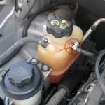Антифриз кипит и бурлит в расширительном бачке: причины