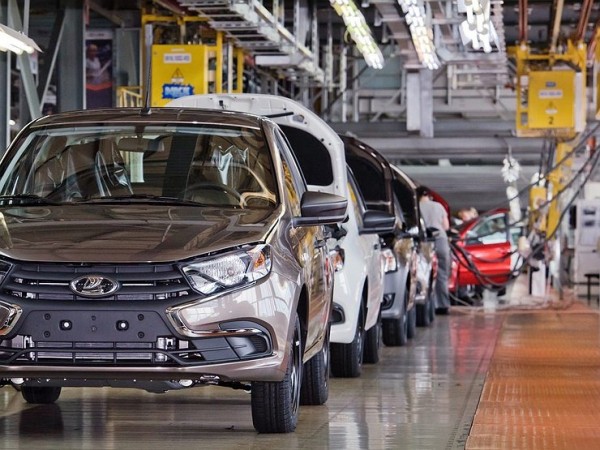 АВТОВАЗ снова &laquo;заморозил&raquo; производство LADA Granta
