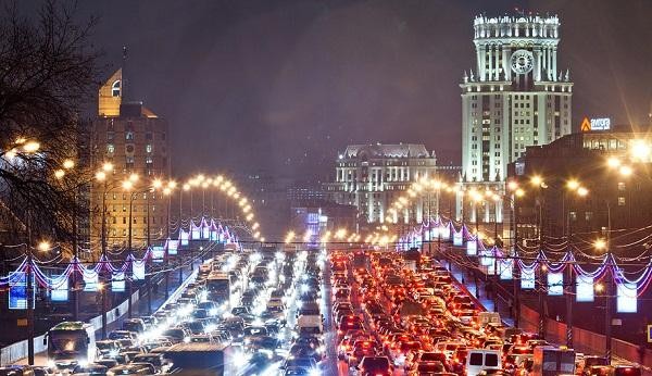 Безопасная дистанция в метрах согласно ПДД