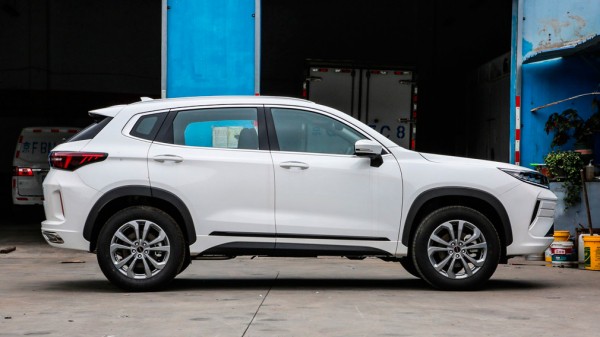 ТОП-3 китайских новинок для российского рынка первой половины 2022 года ТОП-3 китайских новинок для российского рынка первой половины 2022 года