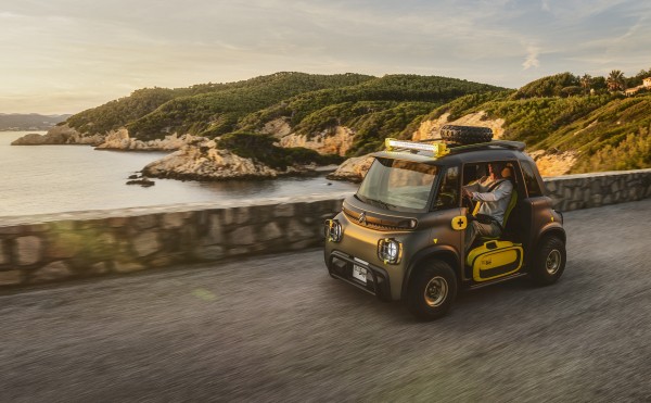 Концепт Citroen My Ami Buggy выехал на природу Концепт Citroen My Ami Buggy выехал на природу