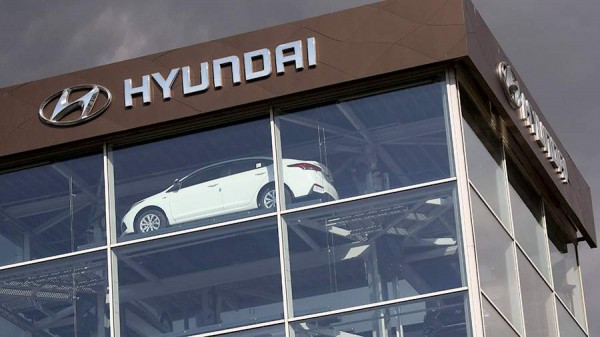 Автомобили Hyundai получили в РФ функцию дистанционного управления
