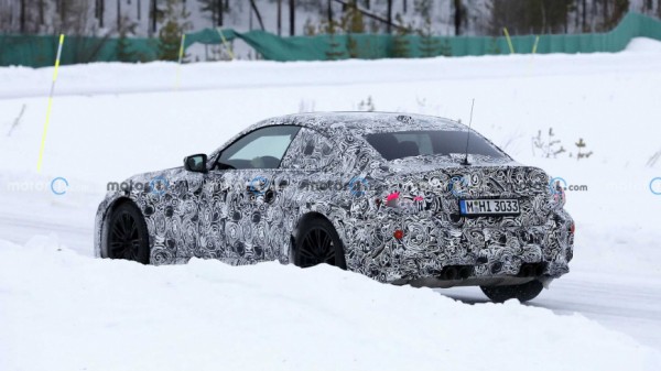 Компания BMW вывела на тесты "заряженное" купе M2 2023 модельного года Компания BMW вывела на тесты "заряженное" купе M2 2023 модельного года