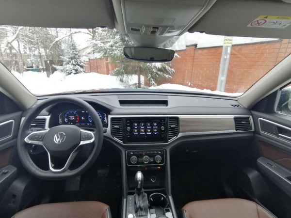 Мастодонт легкого поведения: тест-драйв обновленного Volkswagen Teramont Мастодонт легкого поведения: тест-драйв обновленного Volkswagen Teramont