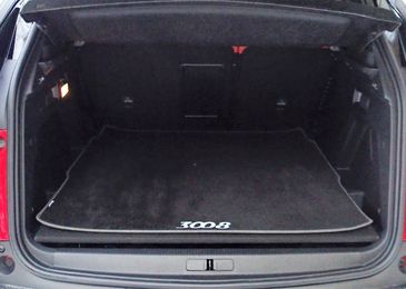 Прочь от безумного мира: духовное путешествие на новом Peugeot 3008 Прочь от безумного мира: духовное путешествие на новом Peugeot 3008