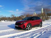 Прочь от безумного мира: духовное путешествие на новом Peugeot 3008 Прочь от безумного мира: духовное путешествие на новом Peugeot 3008