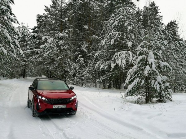 Прочь от безумного мира: духовное путешествие на новом Peugeot 3008 Прочь от безумного мира: духовное путешествие на новом Peugeot 3008