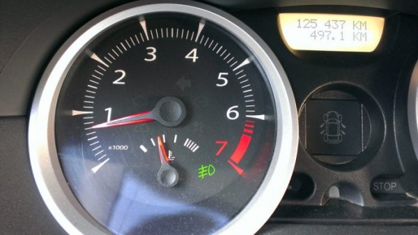 Прыгает стрелка температуры двигателя: почему так происходит и что делать водителю