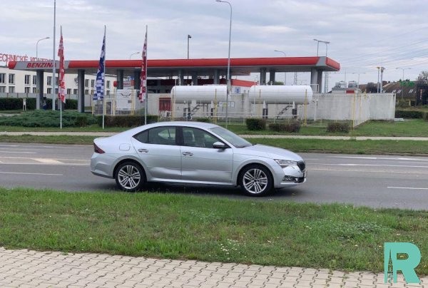В Интернете размещены фотографии новой Skoda Octavia без камуфляжа В Интернете размещены фотографии новой Skoda Octavia без камуфляжа