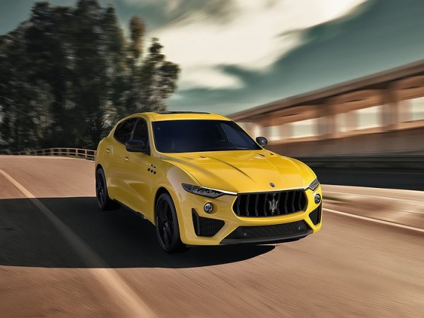 В Россию привезли на продажу партию редких Maserati