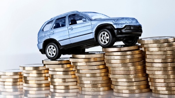 Жители Новосибирска стали продавать подержанные автомобили по произвольным ценам в 2022 году 