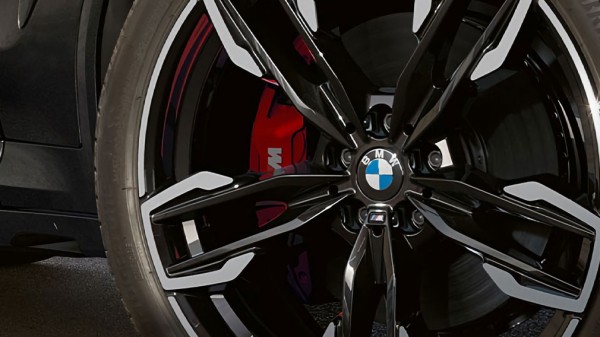 Кроссоверы BMW X3 и X4 получили спецверсию Frozen Edition