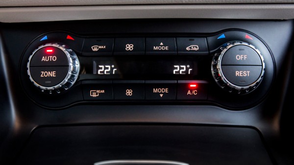 Водителям в РФ дали несколько советов о том, как снизить расход топлива