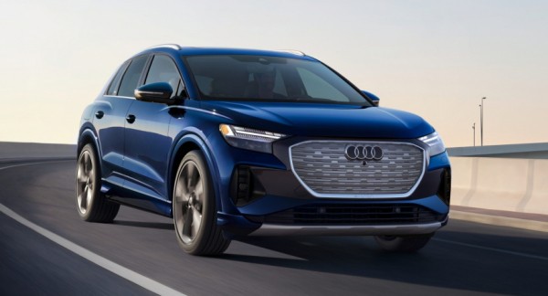 Audi приостанавливает производство различных моделей до апреля из-за военного конфликта на Украине Audi приостанавливает производство различных моделей до апреля из-за военного конфликта на Украине