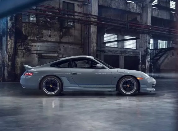 Підрозділ Porsche Classic побудував унікальний 911
