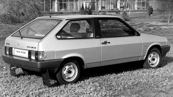 ТОП-3 малоизвестных моделей ВАЗ с необычными двигателями