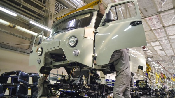 УАЗ приостановил производство автомобилей на два дня