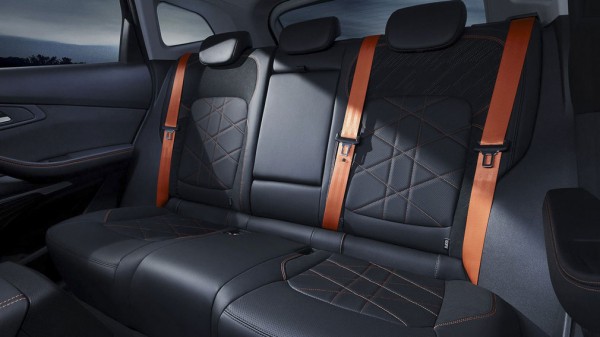 Китайский кроссовер Exeed TXL получил «спортивную» версию