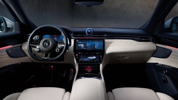 Компания Maserati презентовала свой новый кроссовер Maserati Grecale 2022 года Компания Maserati презентовала свой новый кроссовер Maserati Grecale 2022 года