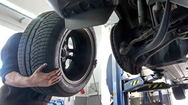 Автоэксперт призвал купить зимние шины заранее
Автоэксперт призвал купить зимние шины заранее