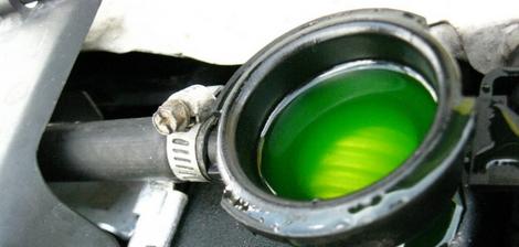 Как выгнать воздушную пробку из системы охлаждения своими руками