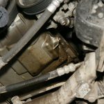 Коренные сальники ДВС: назначение, неисправности, замена