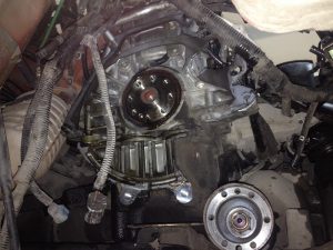 Коренные сальники ДВС: назначение, неисправности, замена