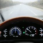 Скорость&nbsp;движения автомобиля, обороты двигателя и нагрузка на мотор: что нужно знать