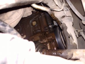 Течь масла из двигателя: как найти причину