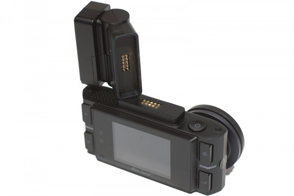 &laquo;Ты что тут, самый умный?!&raquo;: обзор сигнатурного комбо-устройства Neoline X-COP 9200c