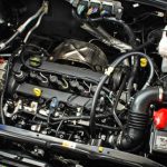 Уменьшение звука двигателя автомобиля в салоне