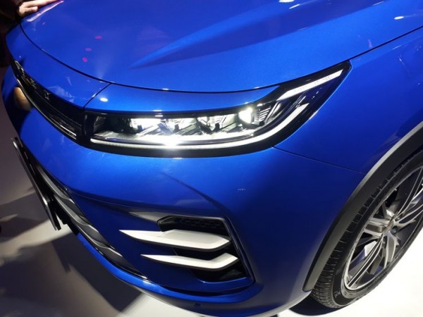 Урок китайского: первый обзор нового кроссовера Exeed LX для России