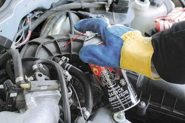 Жидкость для запуска двигателя: аэрозоль для быстрого пуска мотора